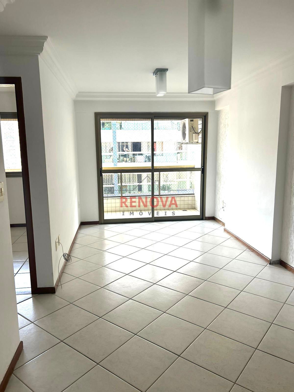 Apartamento à venda com 2 quartos, 80m² - Foto 3