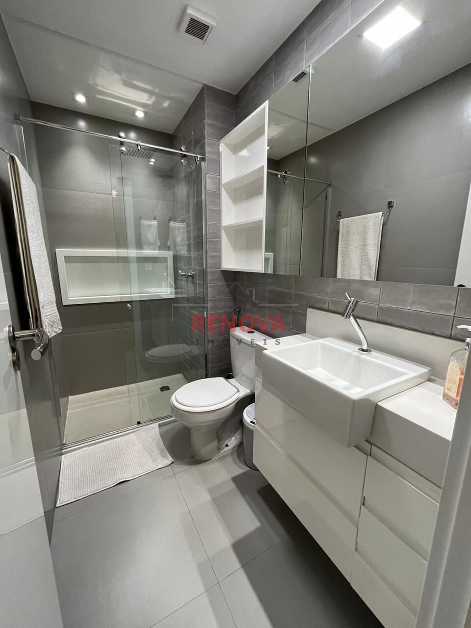 Apartamento à venda com 2 quartos, 68m² - Foto 13