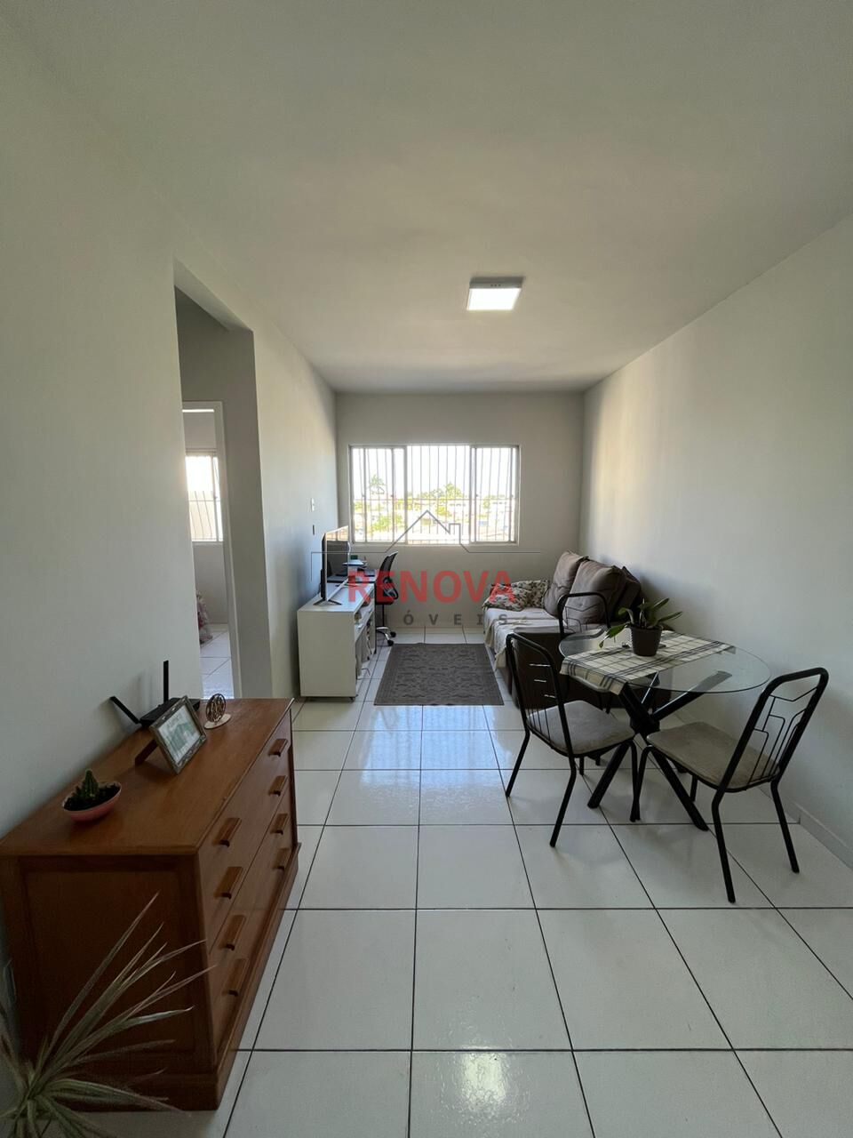 Apartamento à venda com 2 quartos, 58m² - Foto 2