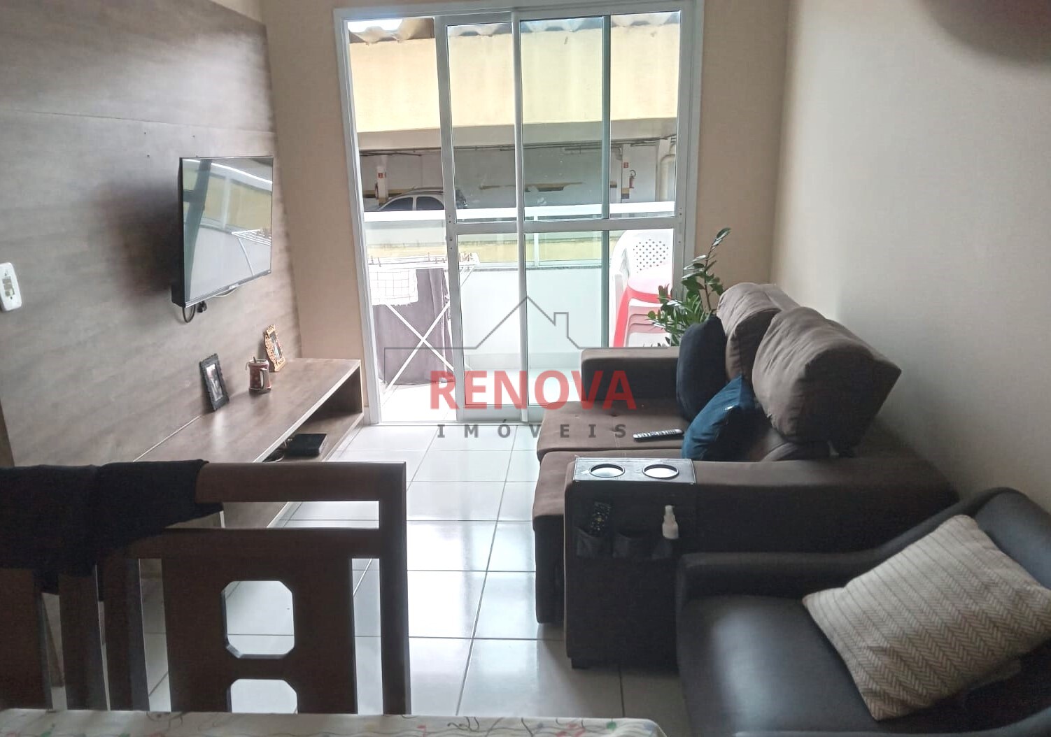 Apartamento à venda com 2 quartos, 60m² - Foto 4