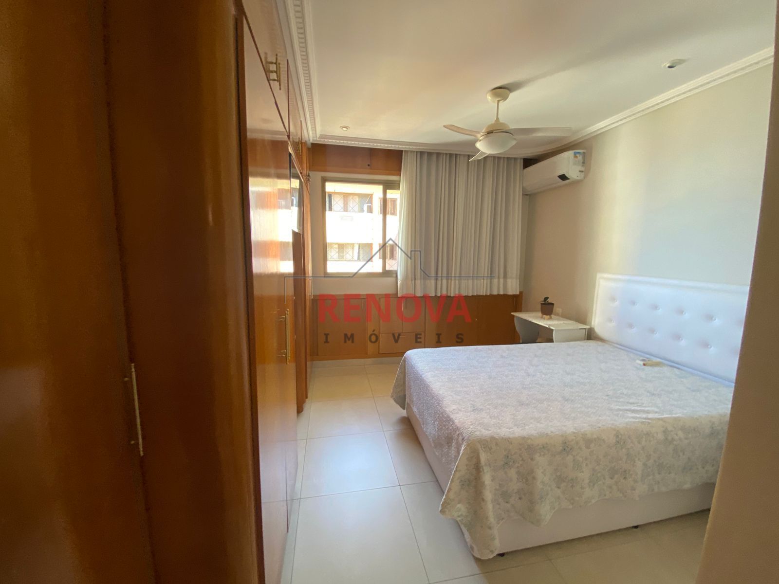 Apartamento, 3 quartos, 140 m² - Foto 1