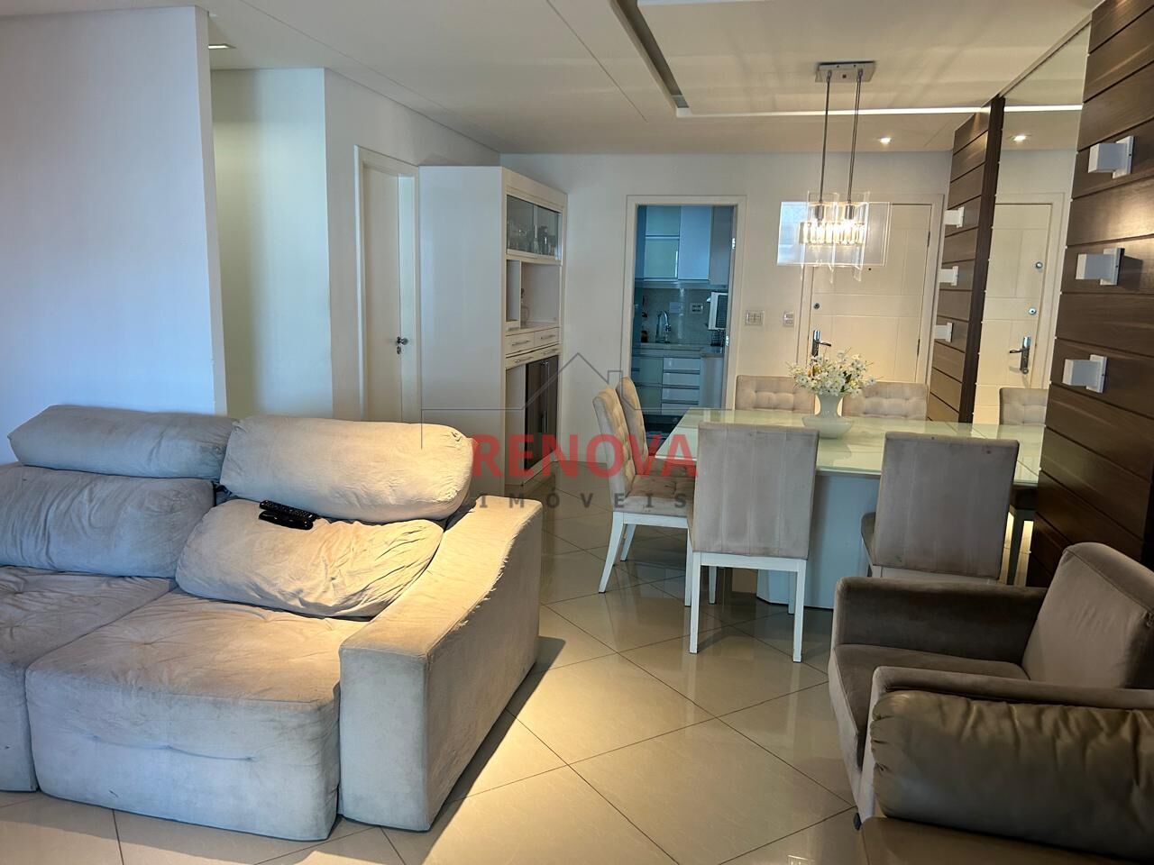 Apartamento à venda com 3 quartos, 123m² - Foto 3