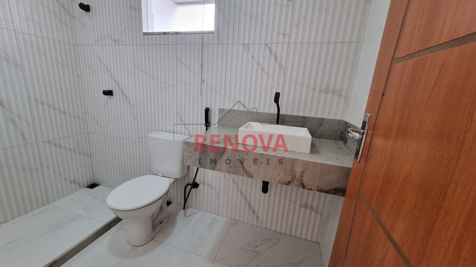 Casa à venda com 3 quartos, 107m² - Foto 8