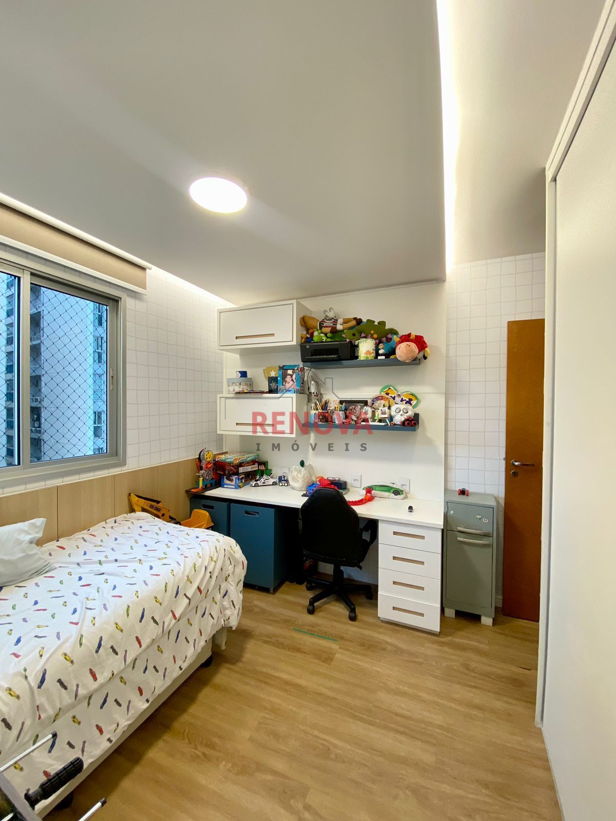 Apartamento à venda com 3 quartos, 105m² - Foto 11