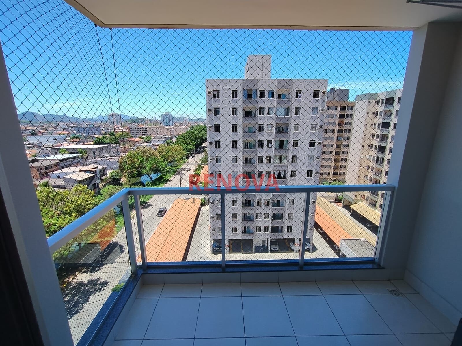 Apartamento à venda com 3 quartos, 74m² - Foto 3