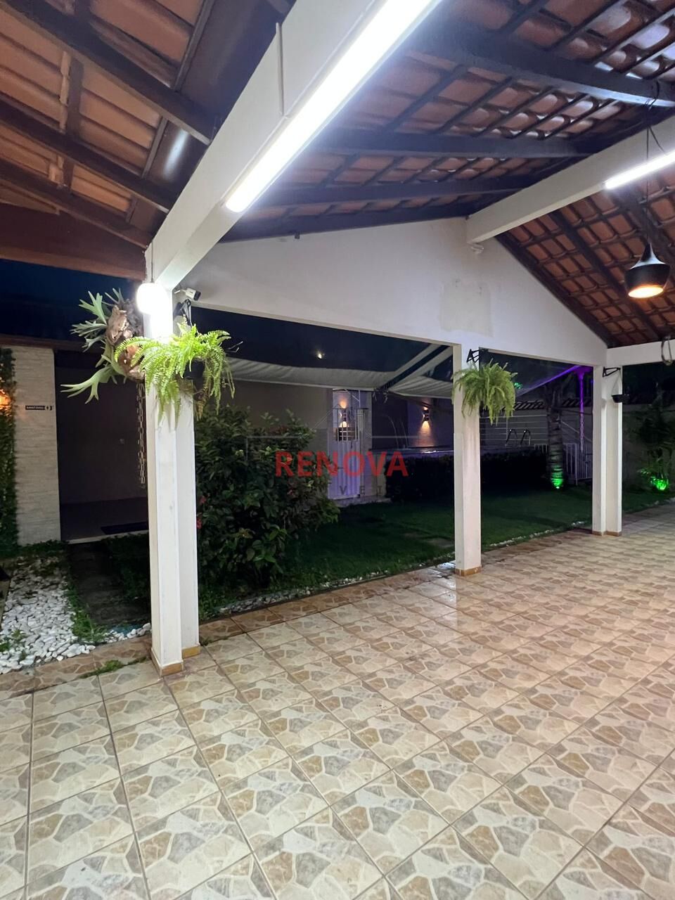 Casa à venda com 4 quartos, 300m² - Foto 13