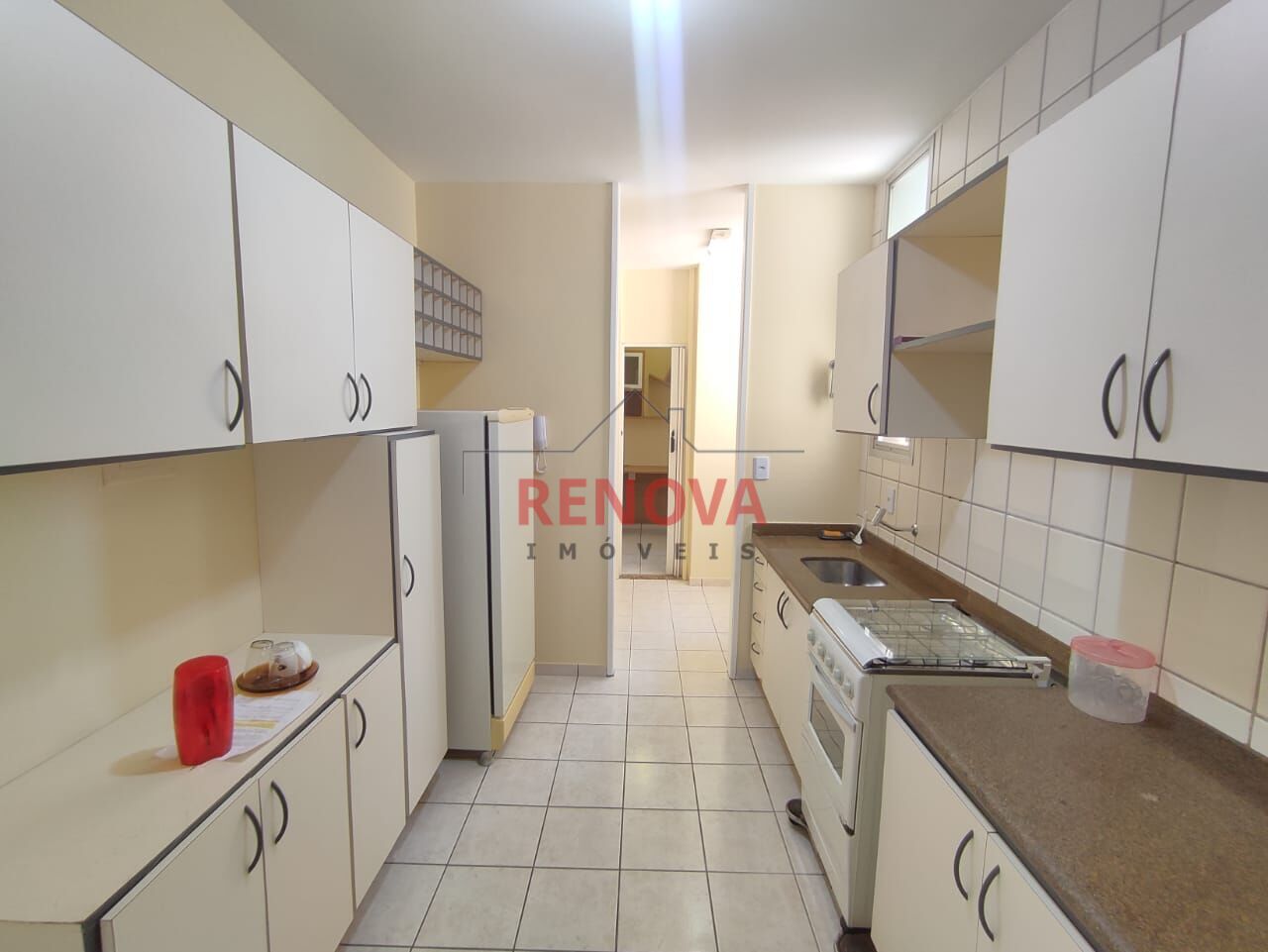 Apartamento à venda com 3 quartos, 83m² - Foto 3