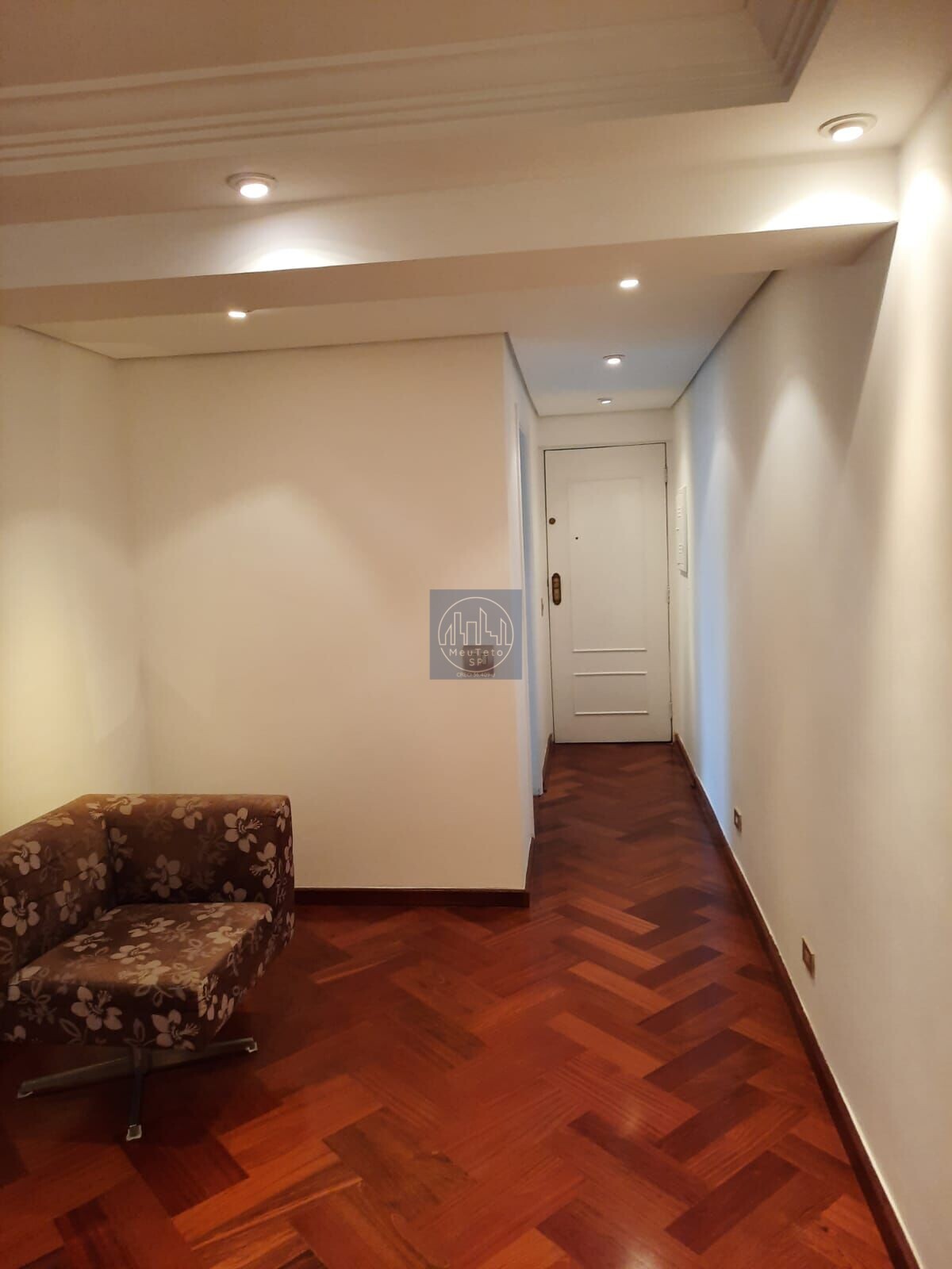 Apartamento à venda com 2 quartos, 83m² - Foto 3