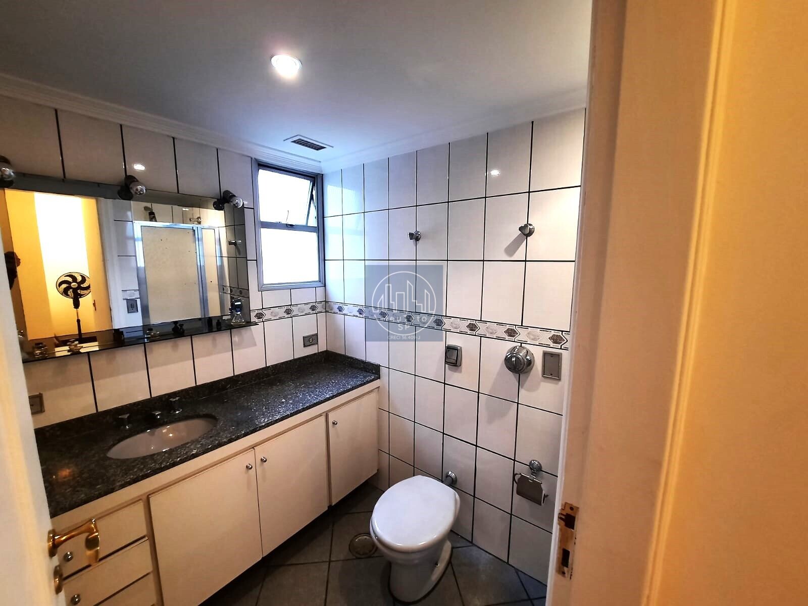 Apartamento à venda com 2 quartos, 83m² - Foto 9