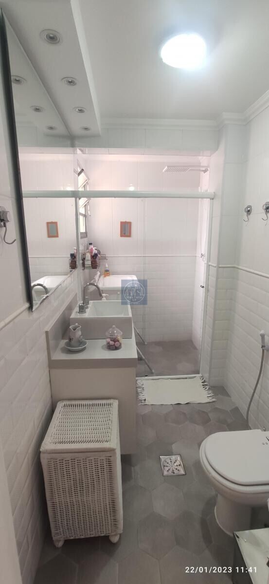 Apartamento à venda com 2 quartos, 72m² - Foto 9