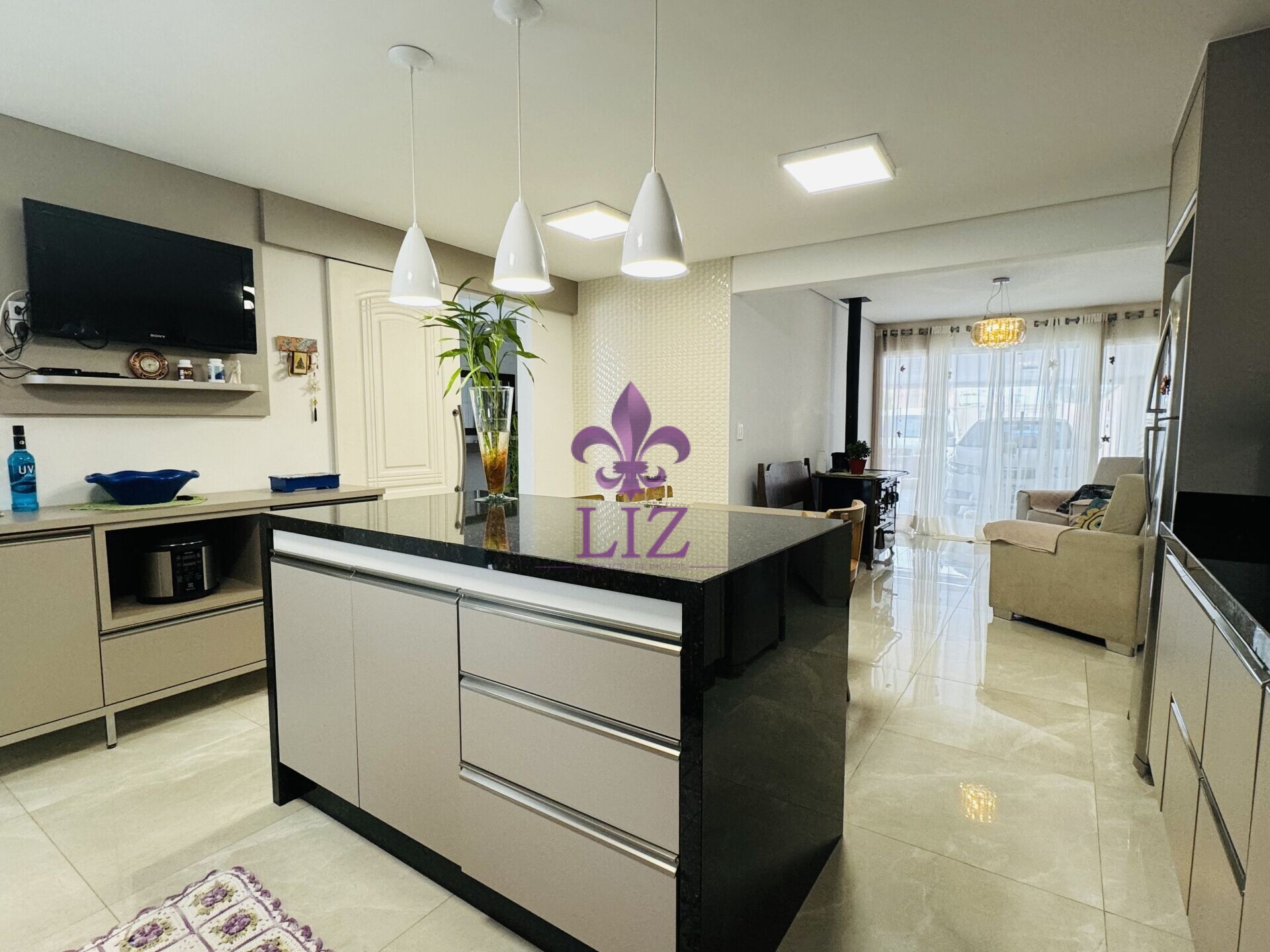 Casa à venda no bairro Jardim Paulista em Campina Grande do Sul/PR