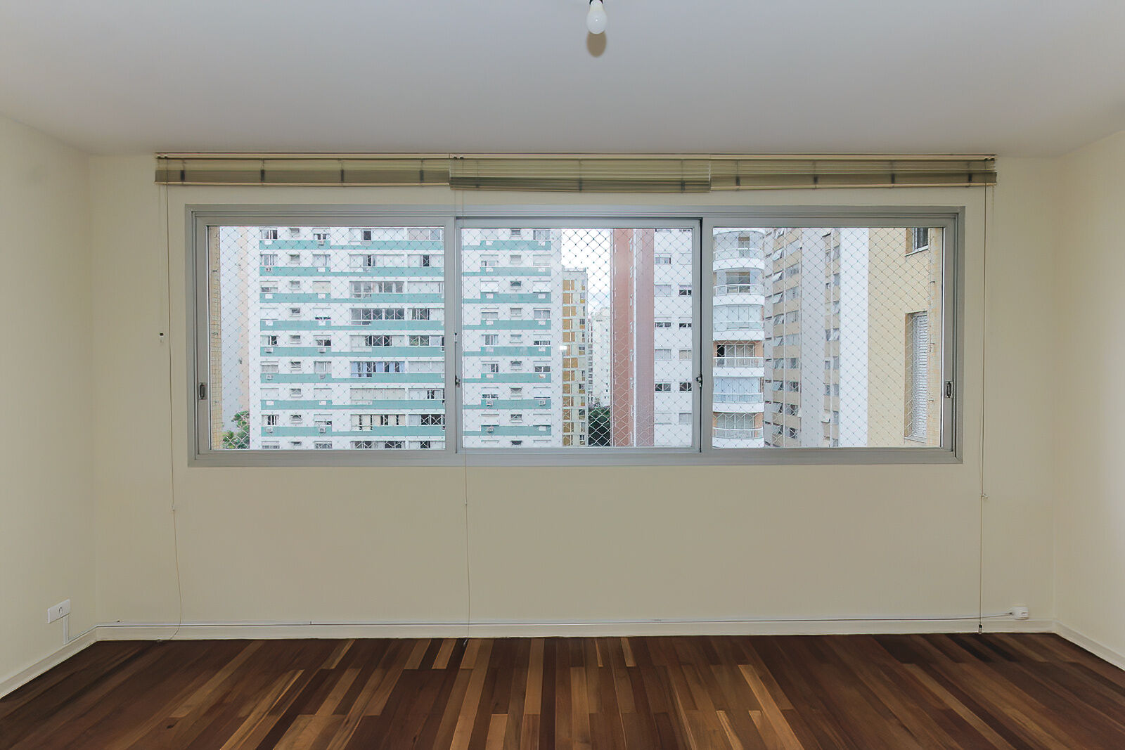 Apartamento para alugar com 3 quartos, 160m² - Foto 7