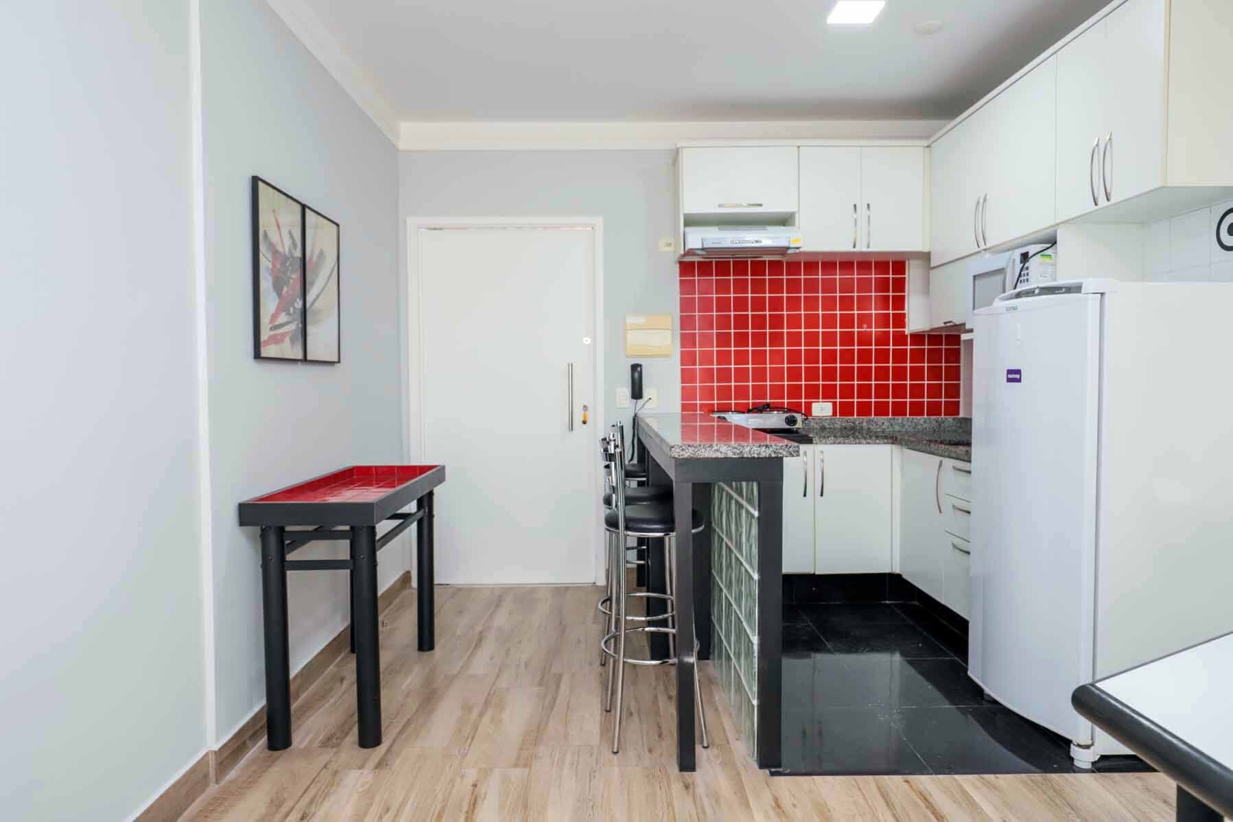 Apartamento para alugar com 1 quarto, 41m² - Foto 11