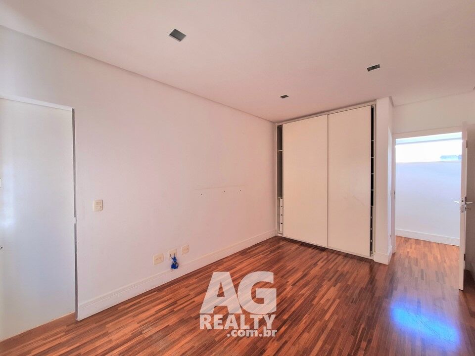 Casa, 4 quartos, 350 m² - Foto 31