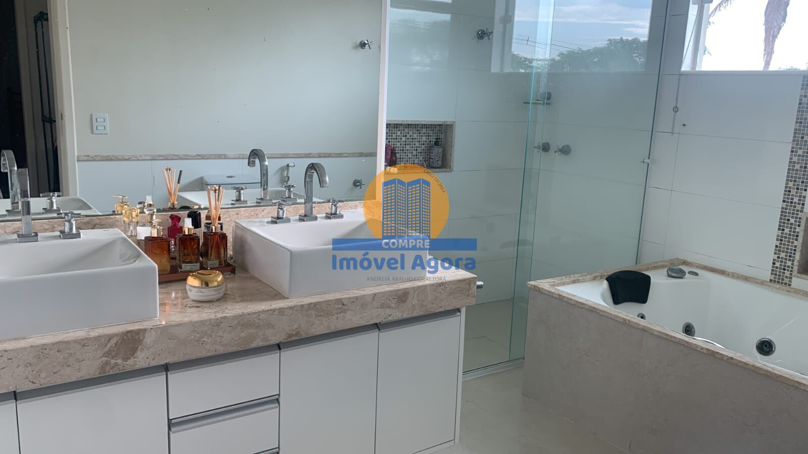 Casa de Condomínio à venda com 4 quartos, 353m² - Foto 23