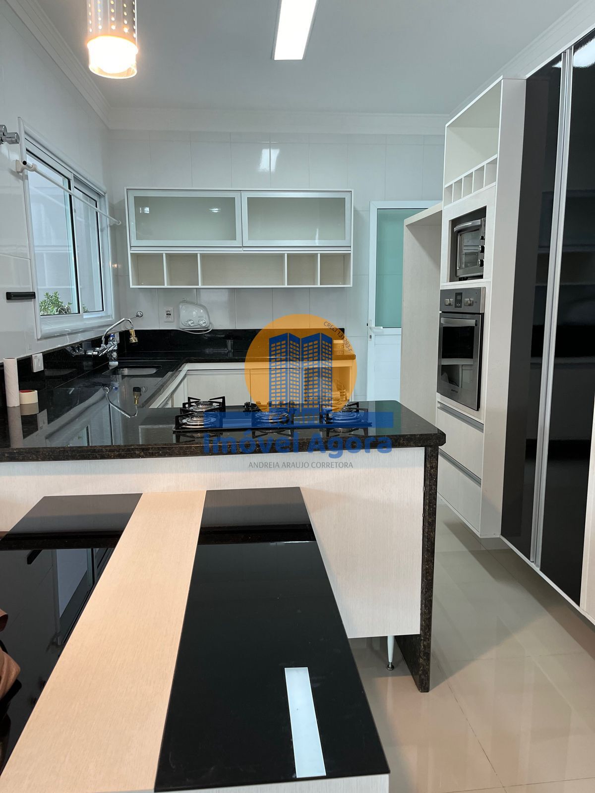 Casa, 3 quartos, 300 m² - Foto 4