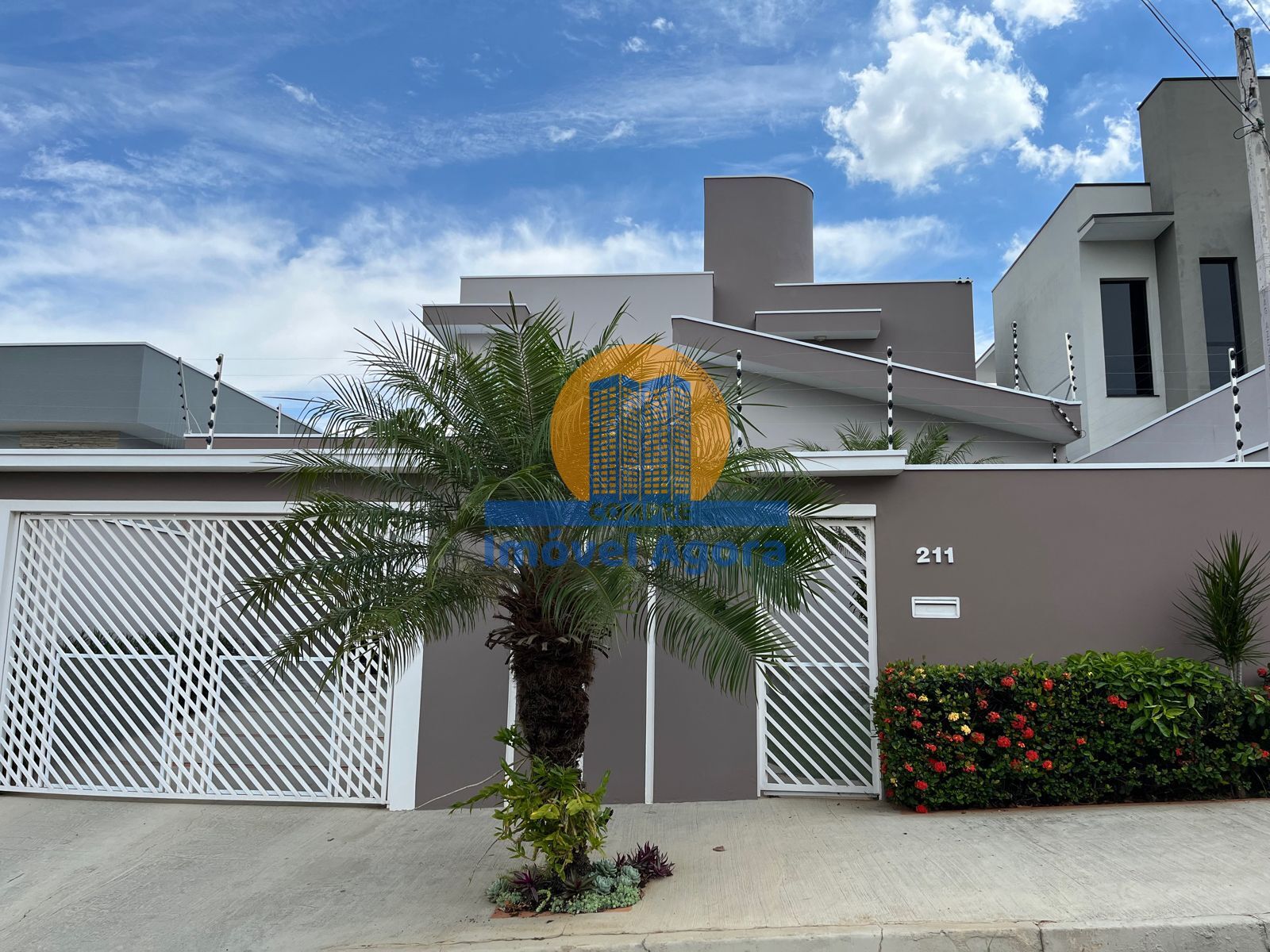 Casa, 3 quartos, 300 m² - Foto 1