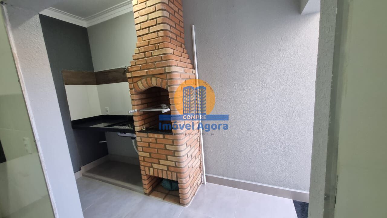 Casa à venda com 3 quartos, 90m² - Foto 11