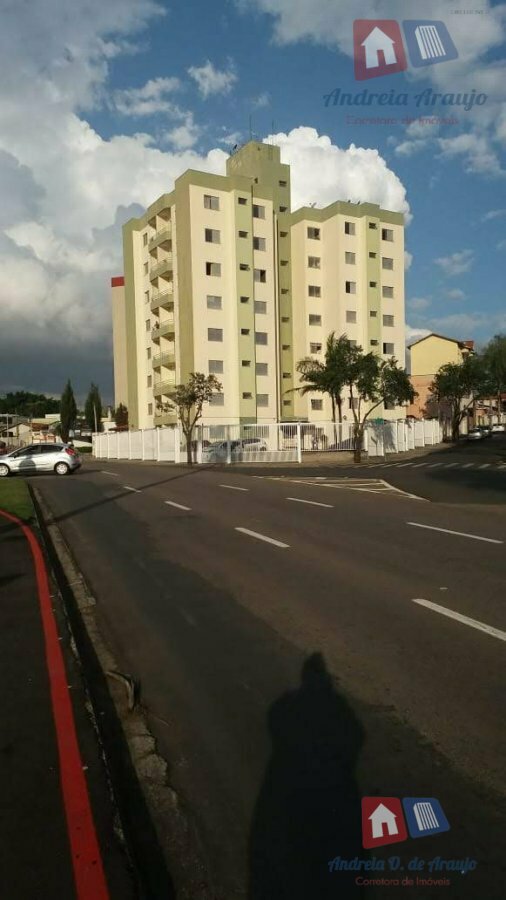 Apartamento à venda com 3 quartos, 91m² - Foto 2