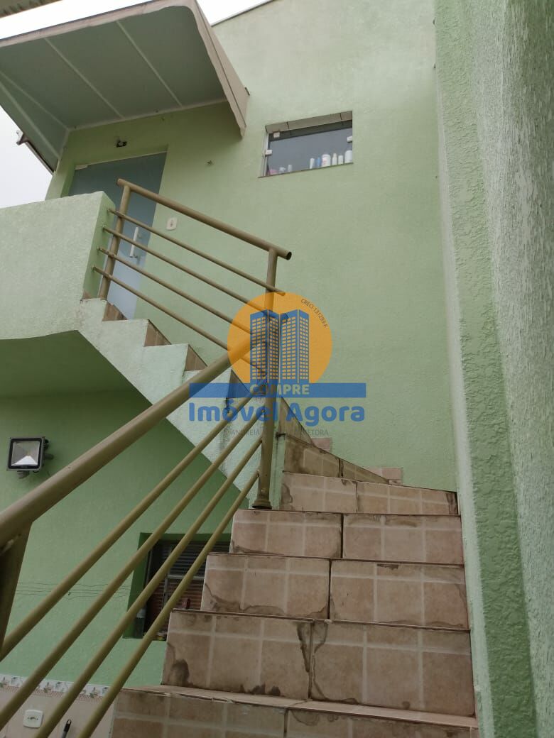 Sobrado, 4 quartos, 240 m² - Foto 4