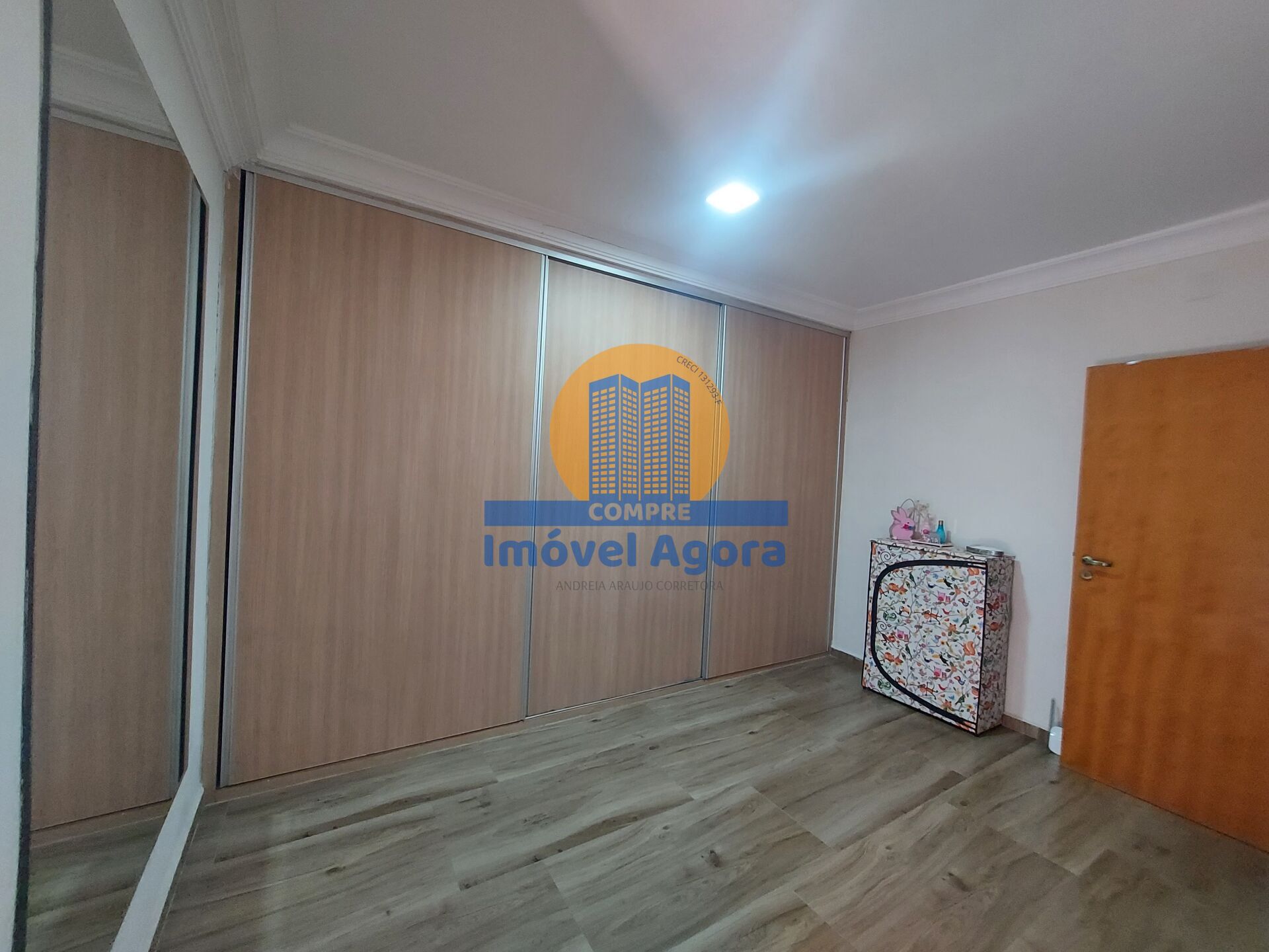 Casa, 3 quartos, 219 m² - Foto 14