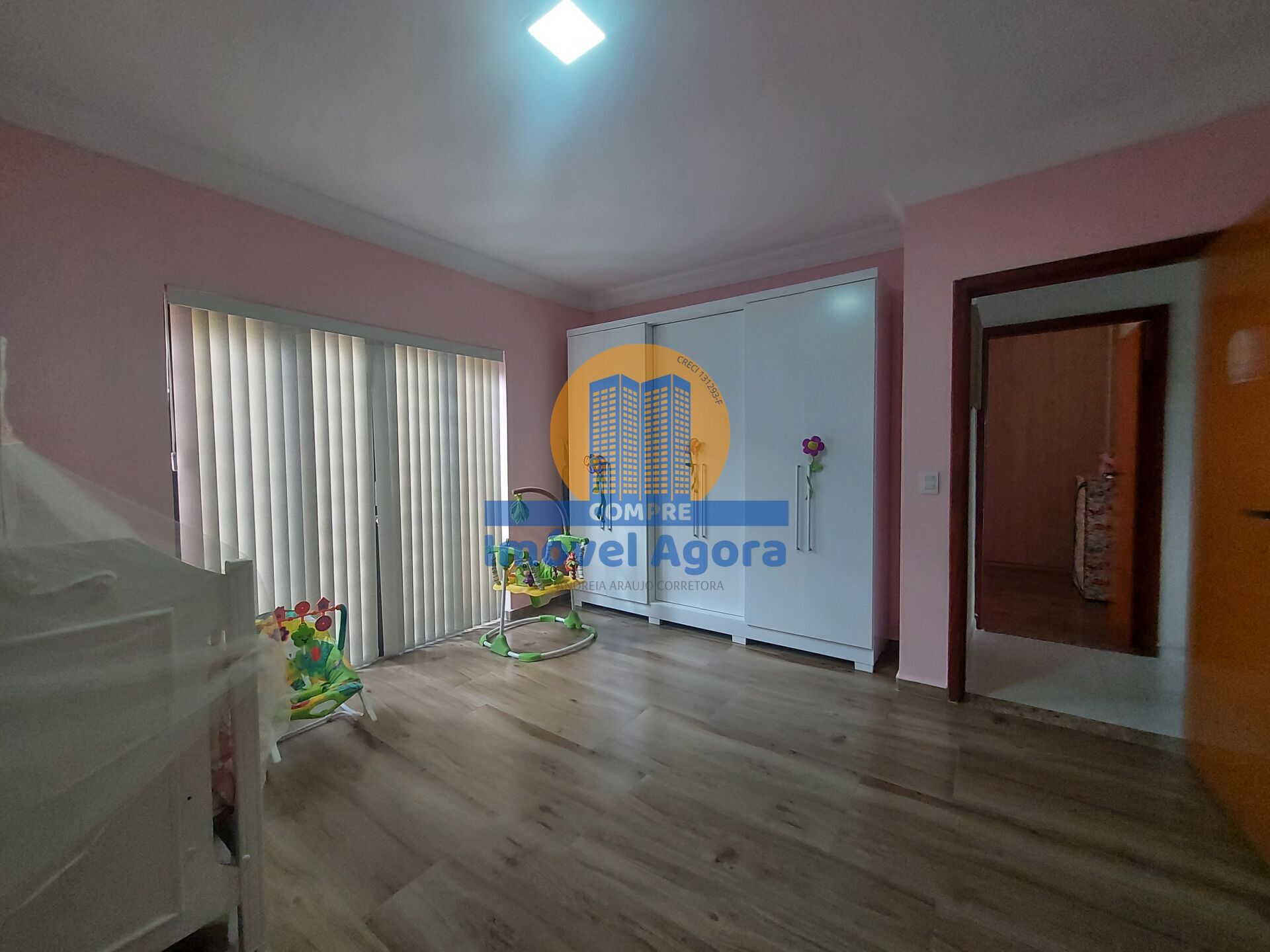 Casa, 3 quartos, 219 m² - Foto 17