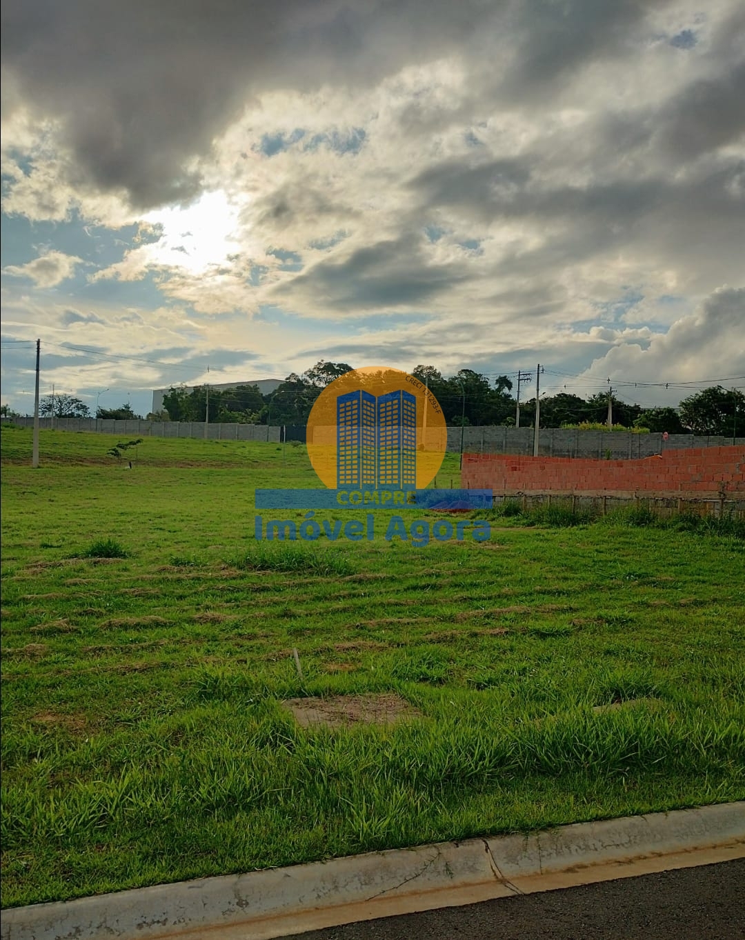 Terreno, 300 m² - Foto 1