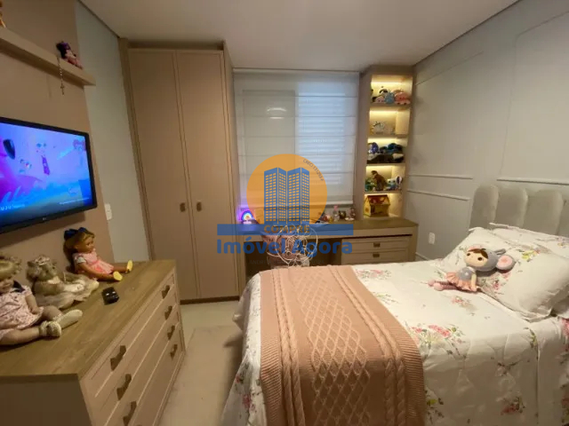 Casa à venda com 4 quartos, 200m² - Foto 4