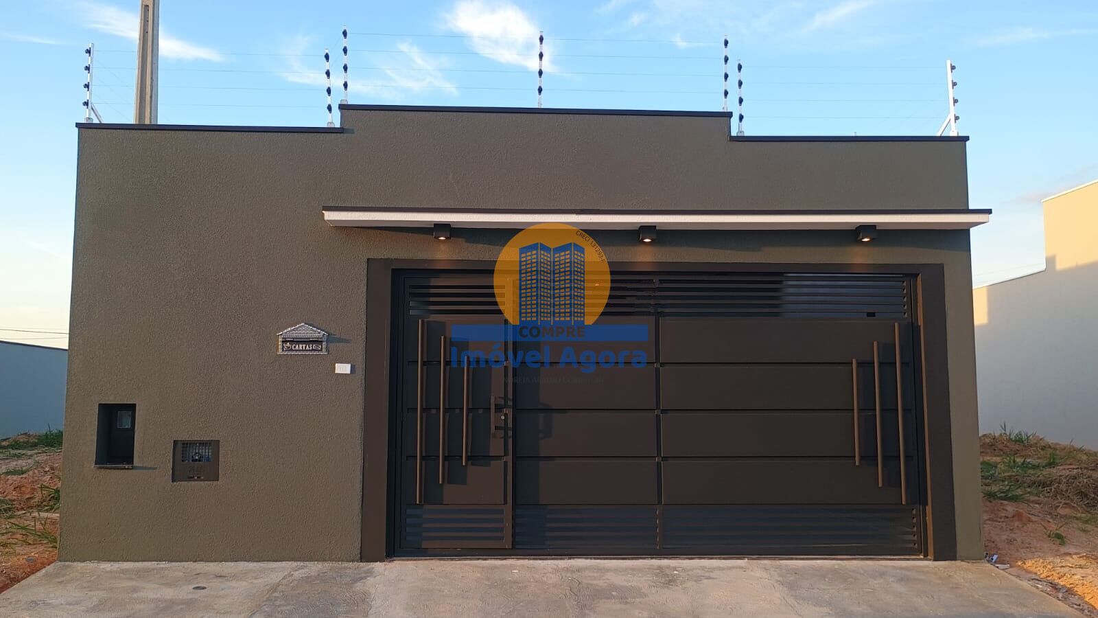 Casa à venda com 3 quartos, 104m² - Foto 2