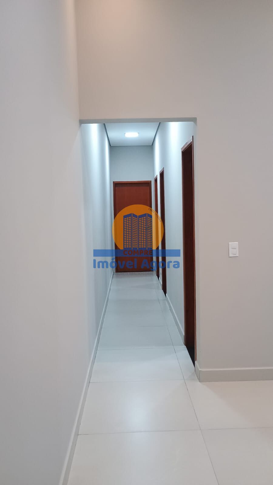 Casa à venda com 3 quartos, 104m² - Foto 11