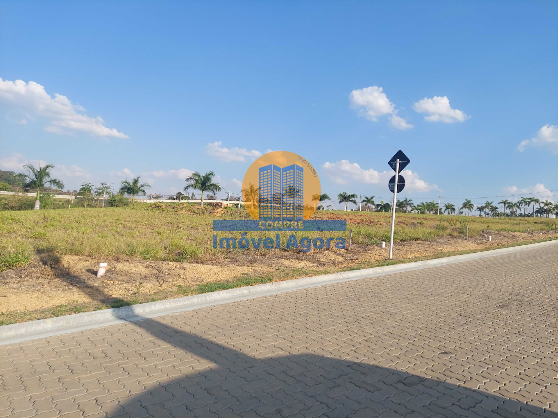 Terreno, 203 m² - Foto 1