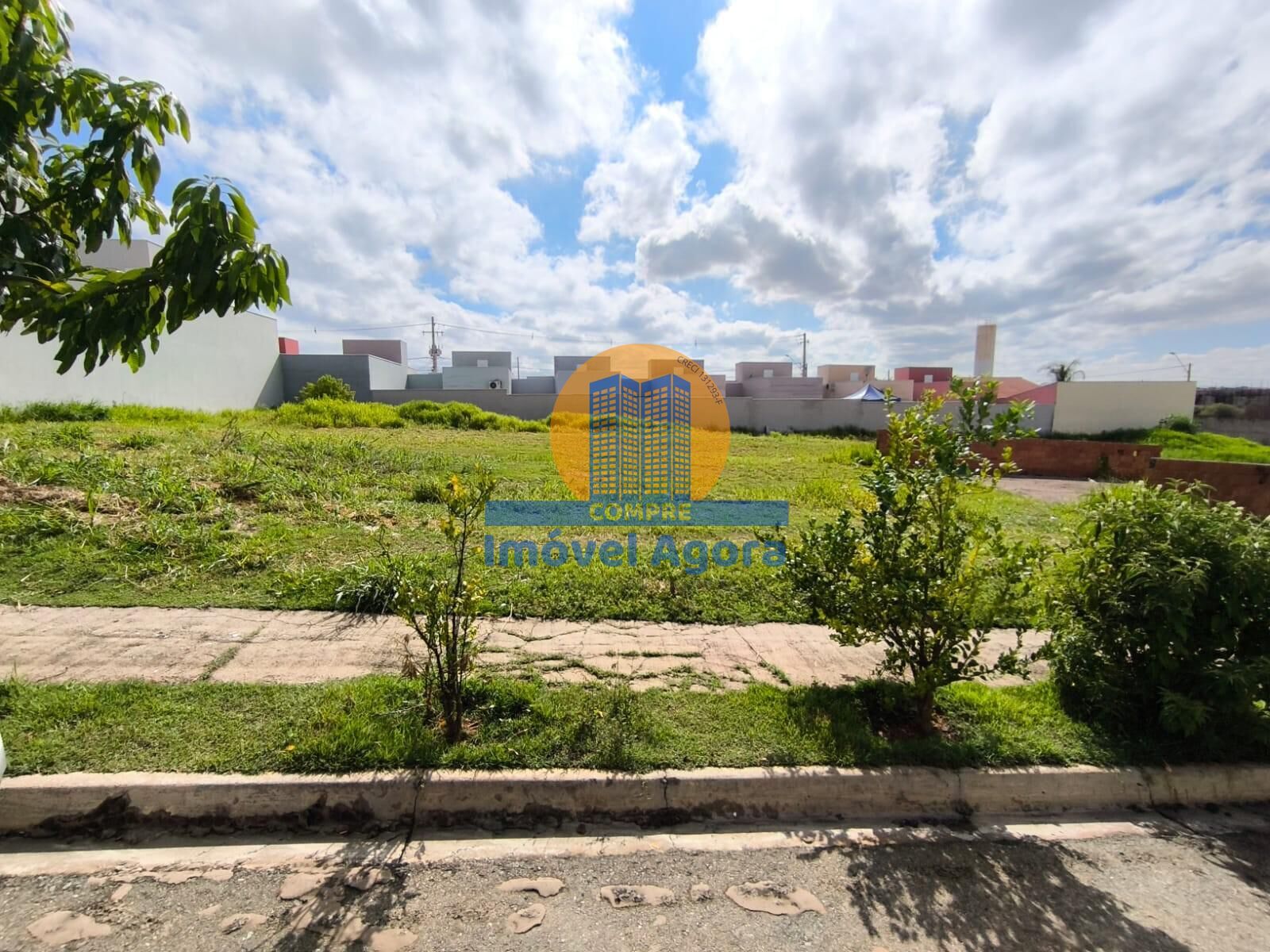 Terreno, 210 m² - Foto 1