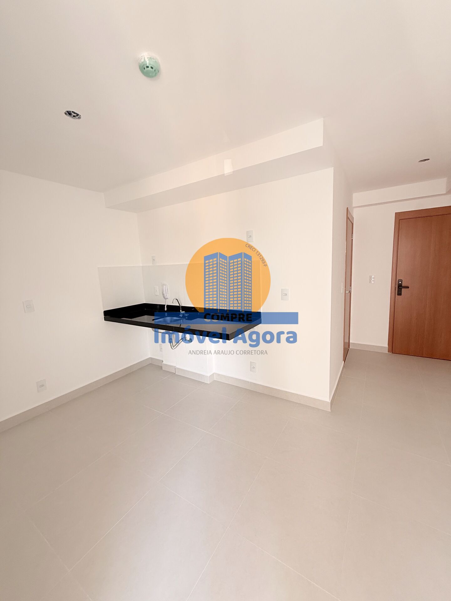 Apartamento, 1 quarto, 27 m² - Foto 2