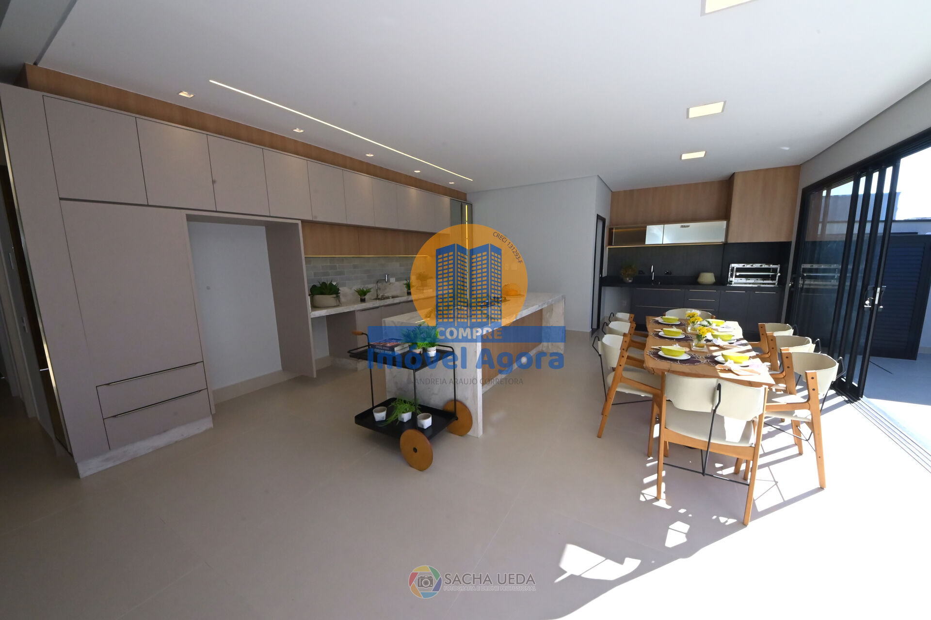 Casa à venda com 3 quartos, 200m² - Foto 9