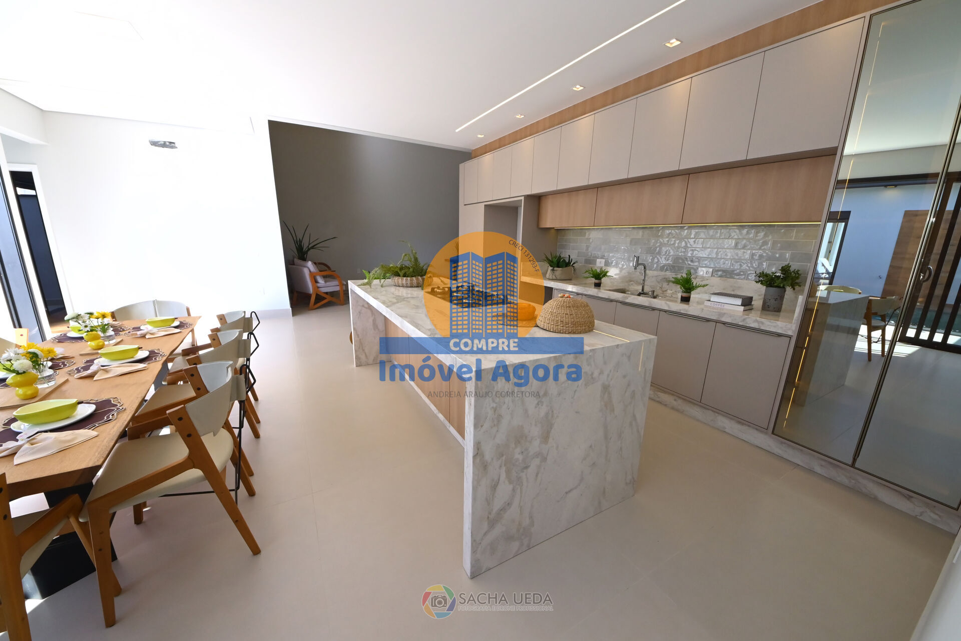 Casa à venda com 3 quartos, 200m² - Foto 32