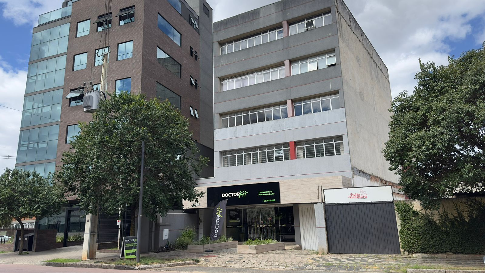 https://objectstorage.sa-saopaulo-1.oraclecloud.com/n/grq6lwb4htd1/b/tecimob-production/o/media/17ca5077-e718-4f75-91d2-07686c4b17cb/properties/f4104a8b-f555-4838-84a5-6e8f5bb43703/images/94791c60-e57e-4dd4-b923-1c2be186bccb17719685869EYz.jpg