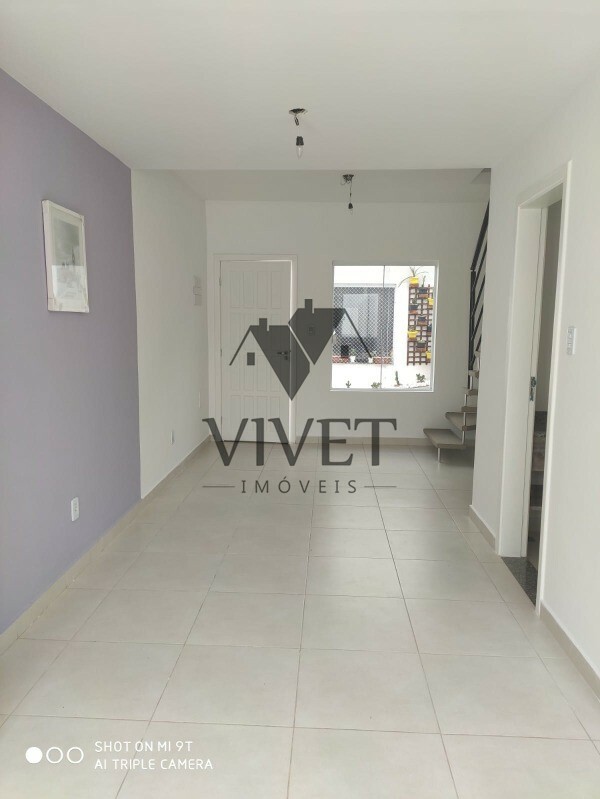 Casa de Condomínio à venda com 2 quartos, 60m² - Foto 4