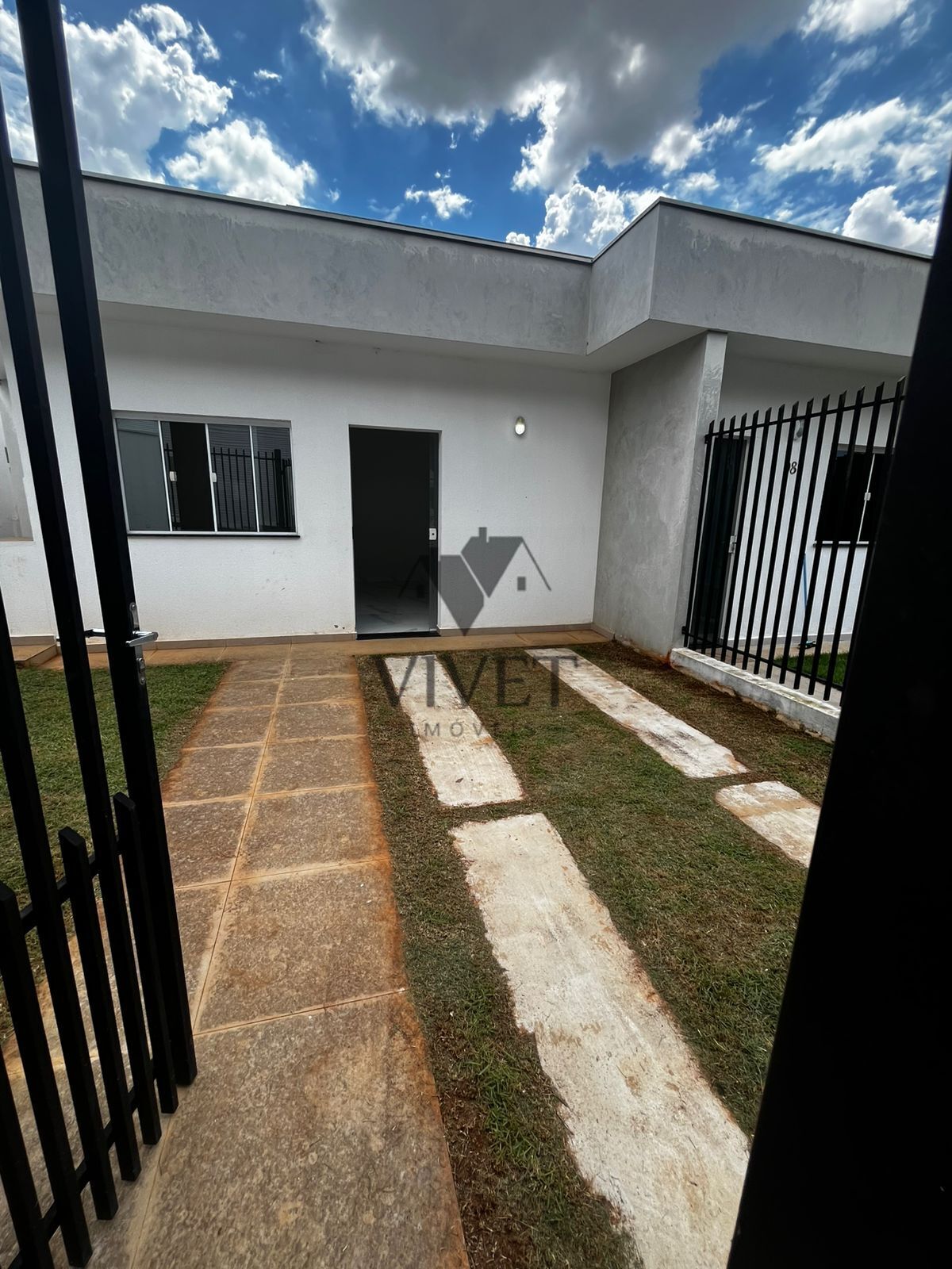 Casa, 2 quartos, 48 m² - Foto 1