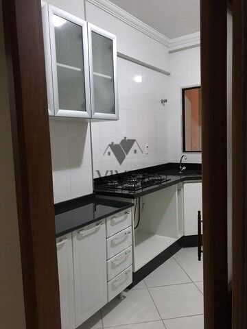 Apartamento à venda com 3 quartos, 112m² - Foto 3