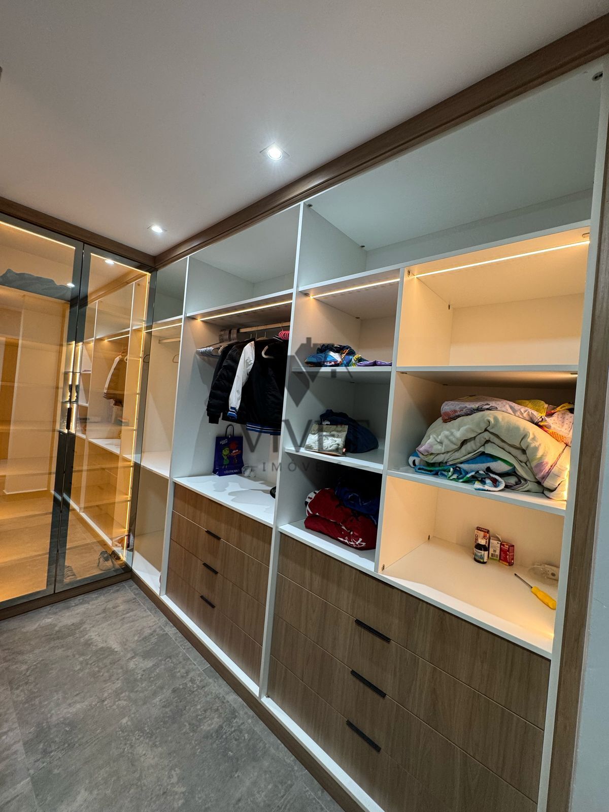 Casa de Condomínio à venda com 3 quartos, 270m² - Foto 15