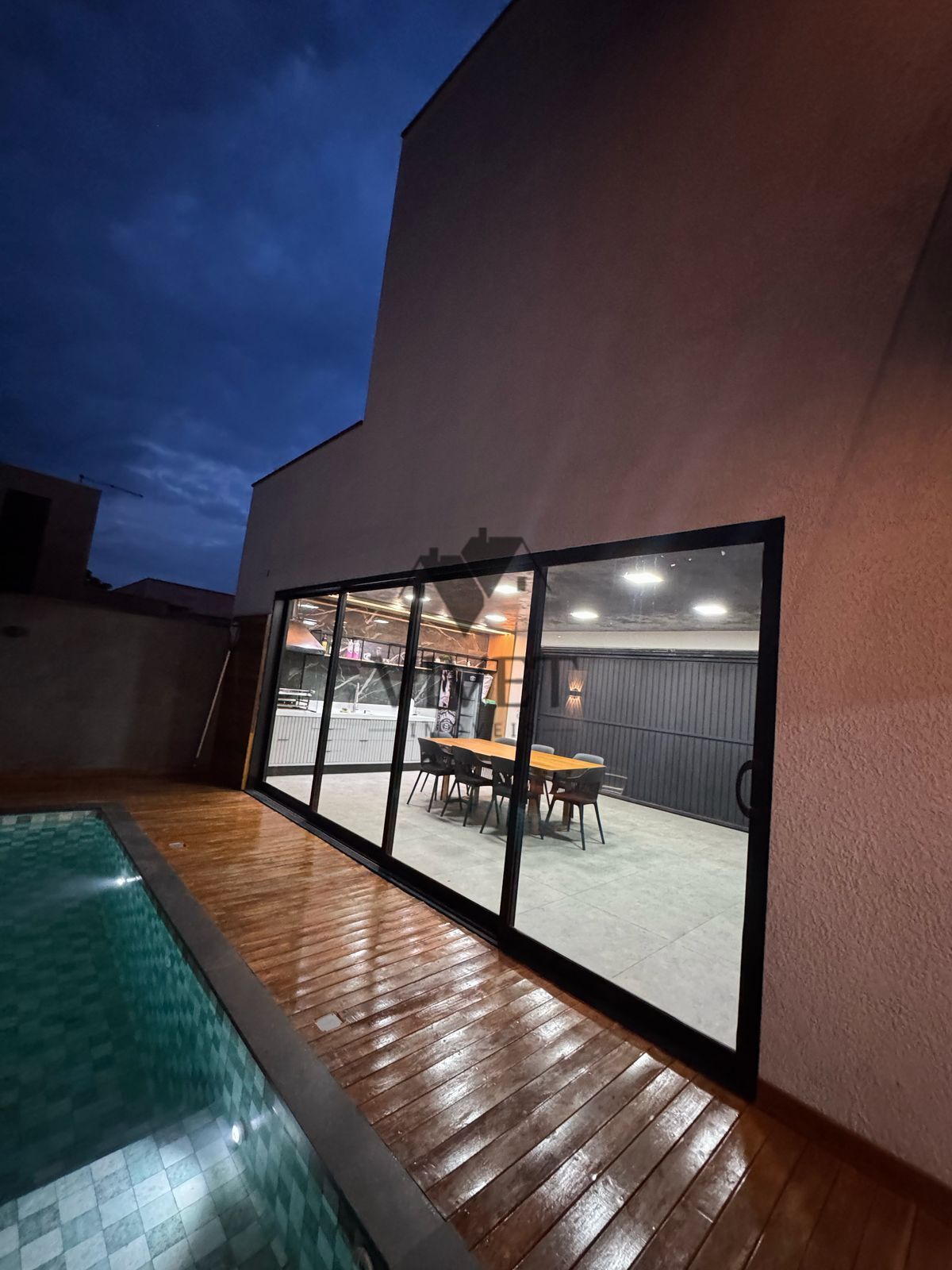 Casa de Condomínio à venda com 3 quartos, 270m² - Foto 14
