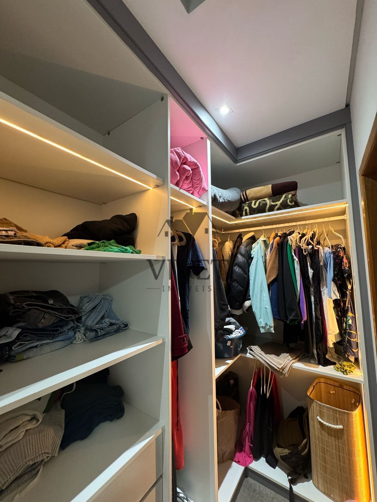 Casa de Condomínio à venda com 3 quartos, 270m² - Foto 27