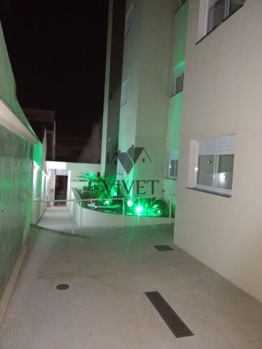 Apartamento à venda com 2 quartos, 56m² - Foto 15
