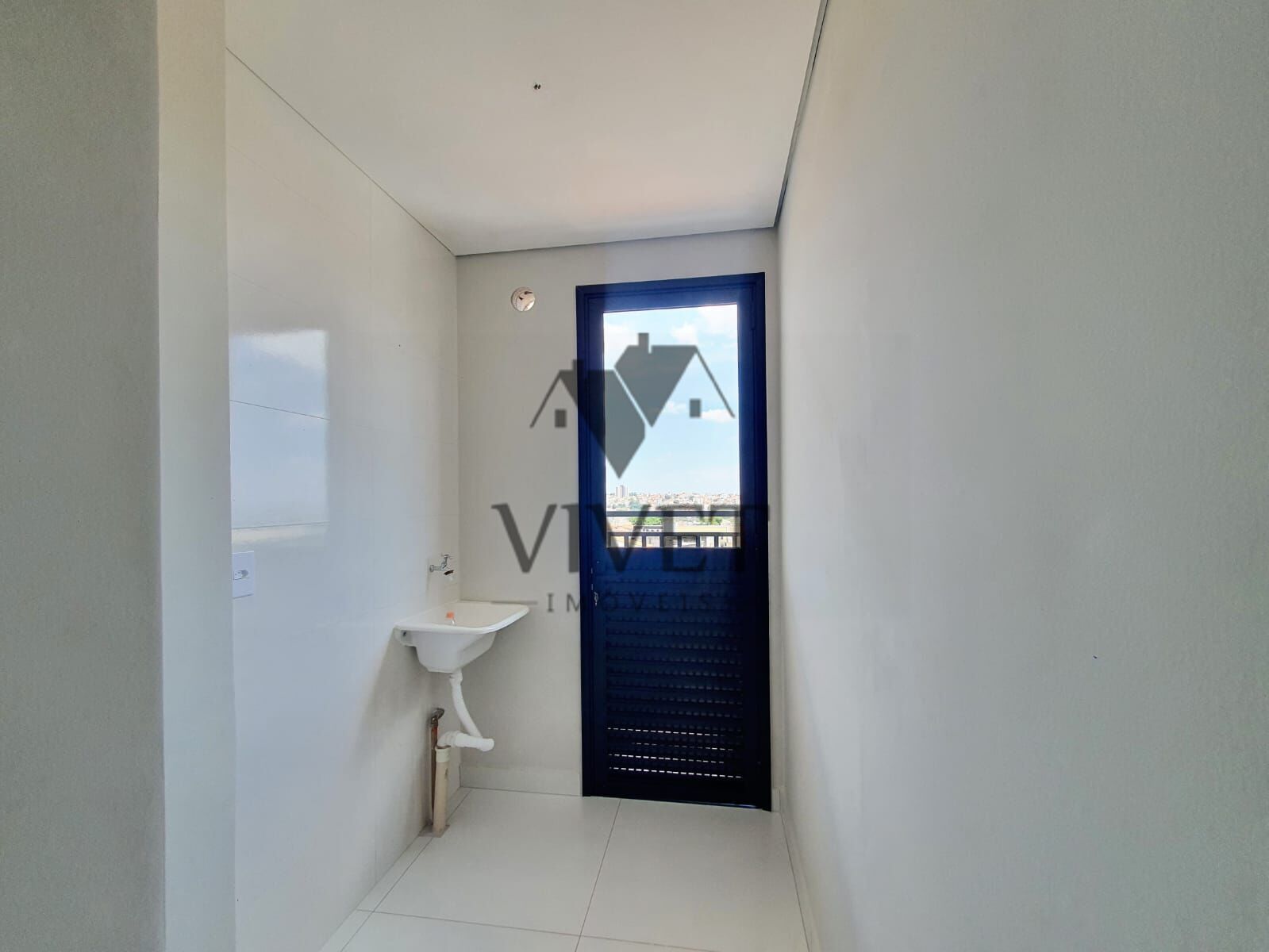 Apartamento à venda com 2 quartos, 70m² - Foto 9