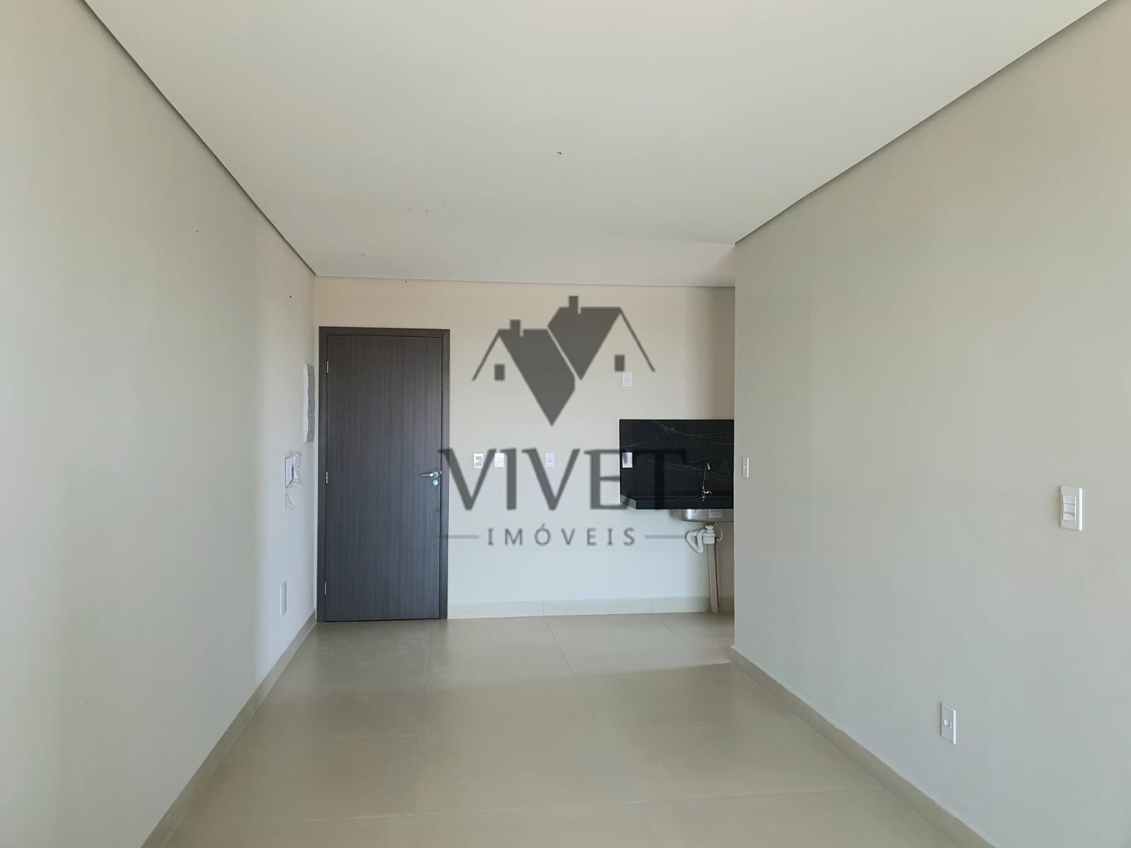 Apartamento à venda com 2 quartos, 70m² - Foto 3