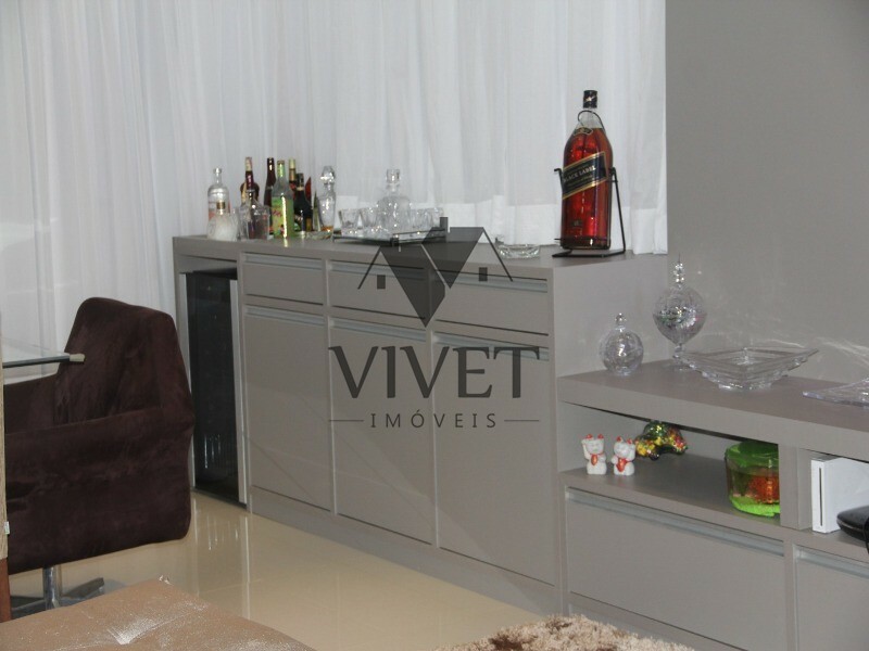 Casa de Condomínio à venda com 5 quartos, 400m² - Foto 4