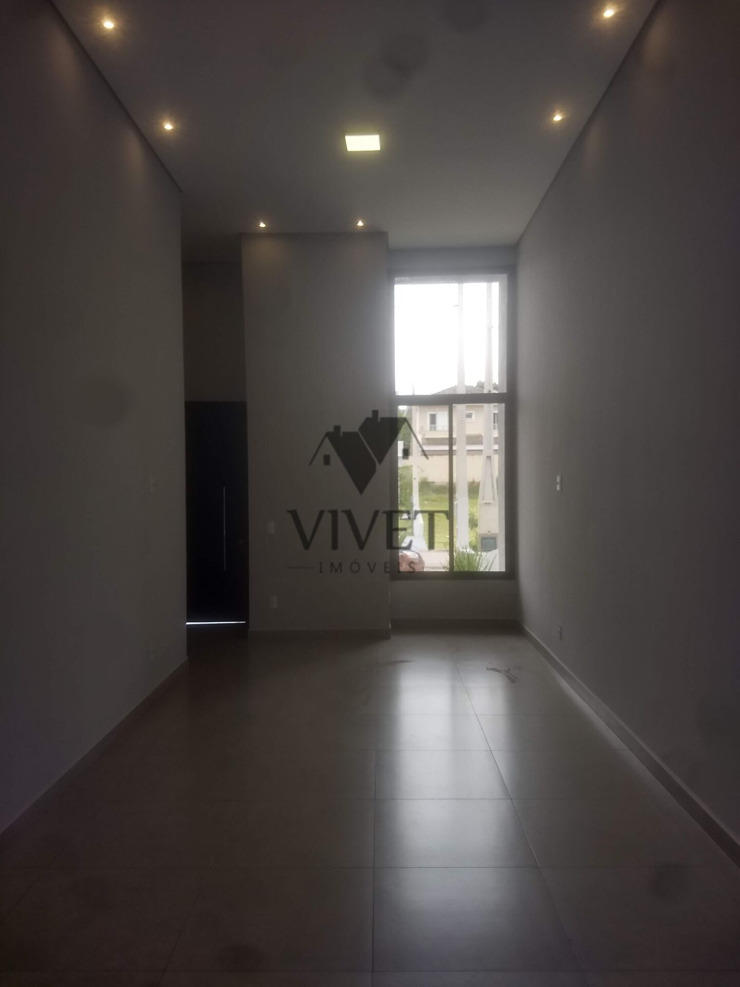 Casa de Condomínio à venda com 3 quartos, 160m² - Foto 2