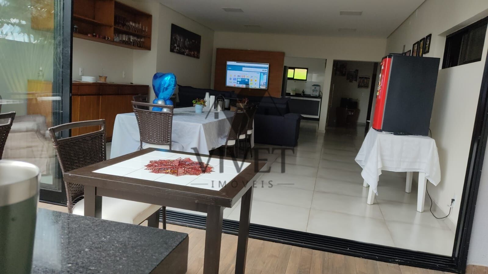 Casa de Condomínio à venda com 3 quartos, 370m² - Foto 4