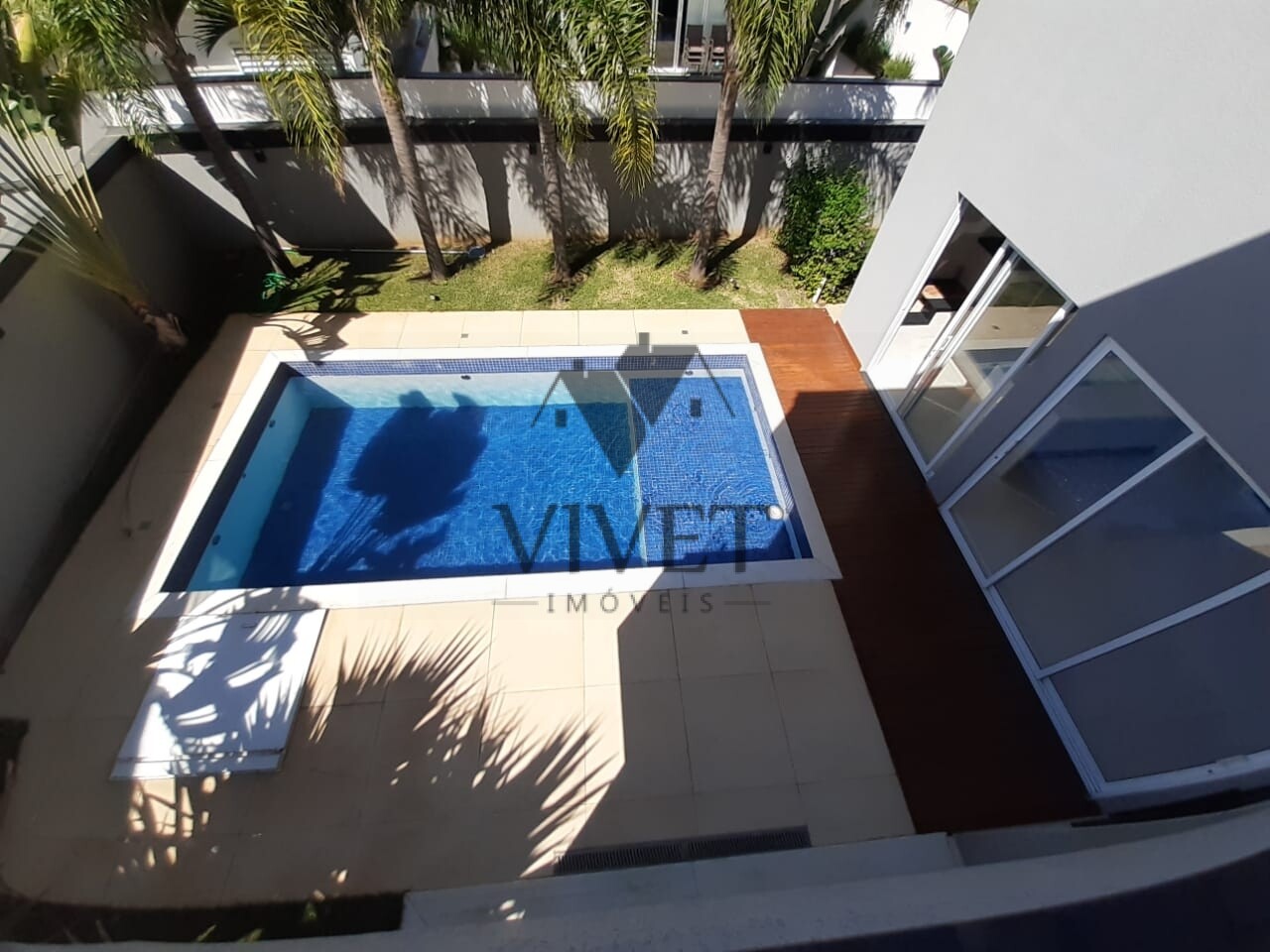 Casa de Condomínio à venda com 4 quartos, 400m² - Foto 10