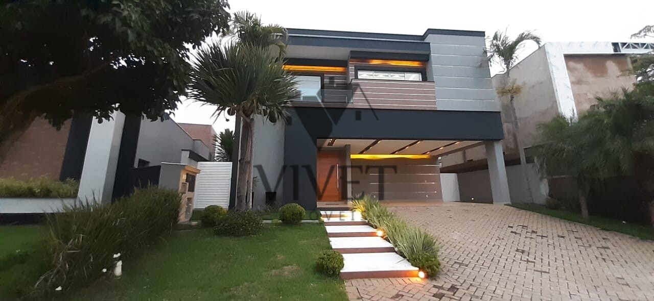 Casa de Condomínio à venda com 4 quartos, 400m² - Foto 2